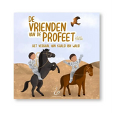Kinderboek met illustraties van twee jongens op paarden in een woestijn, over Khalid Ibn Walid